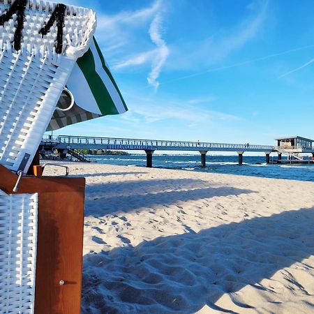 Gemuetliche & Moderne Ferienwohnung - Nur 7 Gehminuten Vom Strand Entfernt, Inklusive Parkplatz Und Gartenzugang Scharbeutz Exterior foto