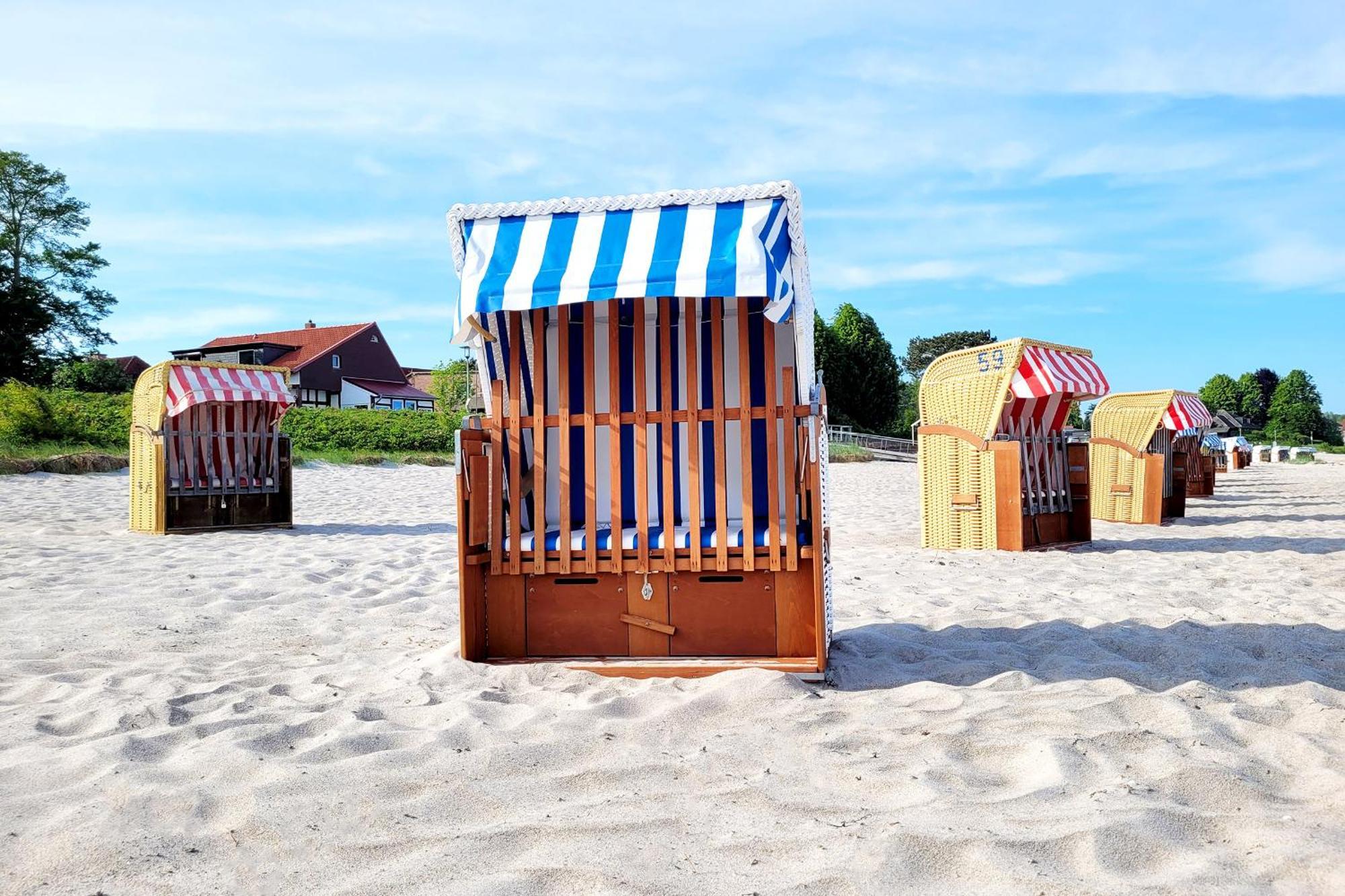 Gemuetliche & Moderne Ferienwohnung - Nur 7 Gehminuten Vom Strand Entfernt, Inklusive Parkplatz Und Gartenzugang Scharbeutz Exterior foto
